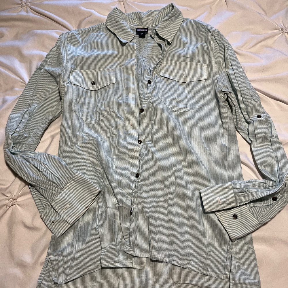 Patagonia Sage Green Women’s Shirt XS